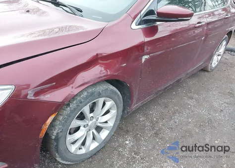 2015 Chrysler 200 C z USA, uszkodzony, nr VIN 1C3CCCCBXFN555783